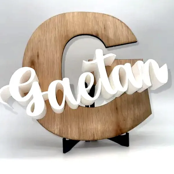Décoration en bois et prenom impression 3d