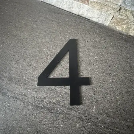 Chiffre en 3d ou uméro en plastique sur mesure