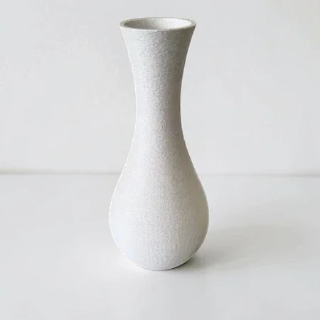 Vase gris en impression 3d texturé et marbré